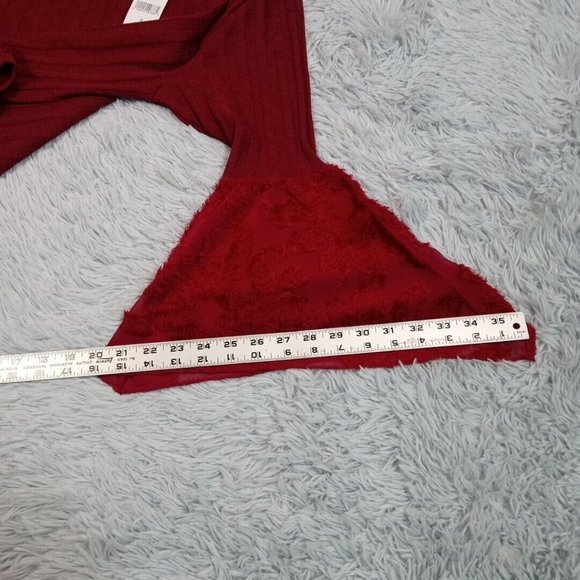 Bua Bua Womens Shirt Blouse Red Small Bell Sleeve Top Stretch Party Dance New‎ - Picture 9 of 11